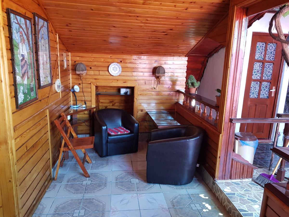 Hotel Casa Simona Două Mai Exteriér fotografie
