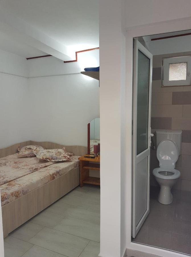 Hotel Casa Simona Două Mai Exteriér fotografie
