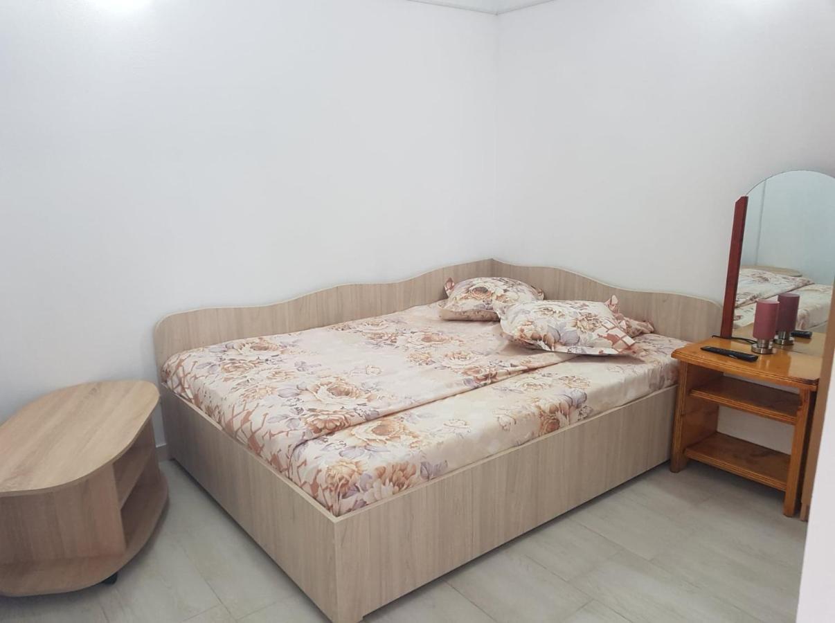Hotel Casa Simona Două Mai Exteriér fotografie