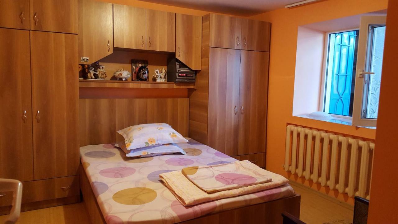 Hotel Casa Simona Două Mai Exteriér fotografie