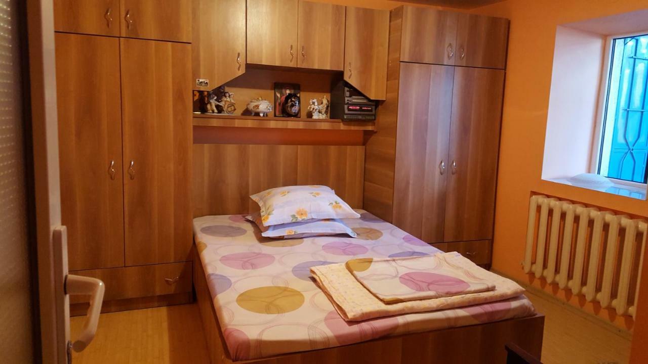 Hotel Casa Simona Două Mai Exteriér fotografie
