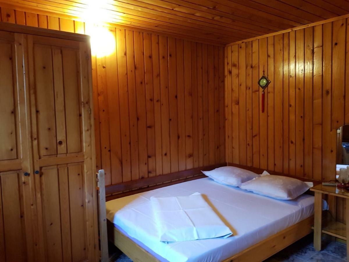 Hotel Casa Simona Două Mai Exteriér fotografie